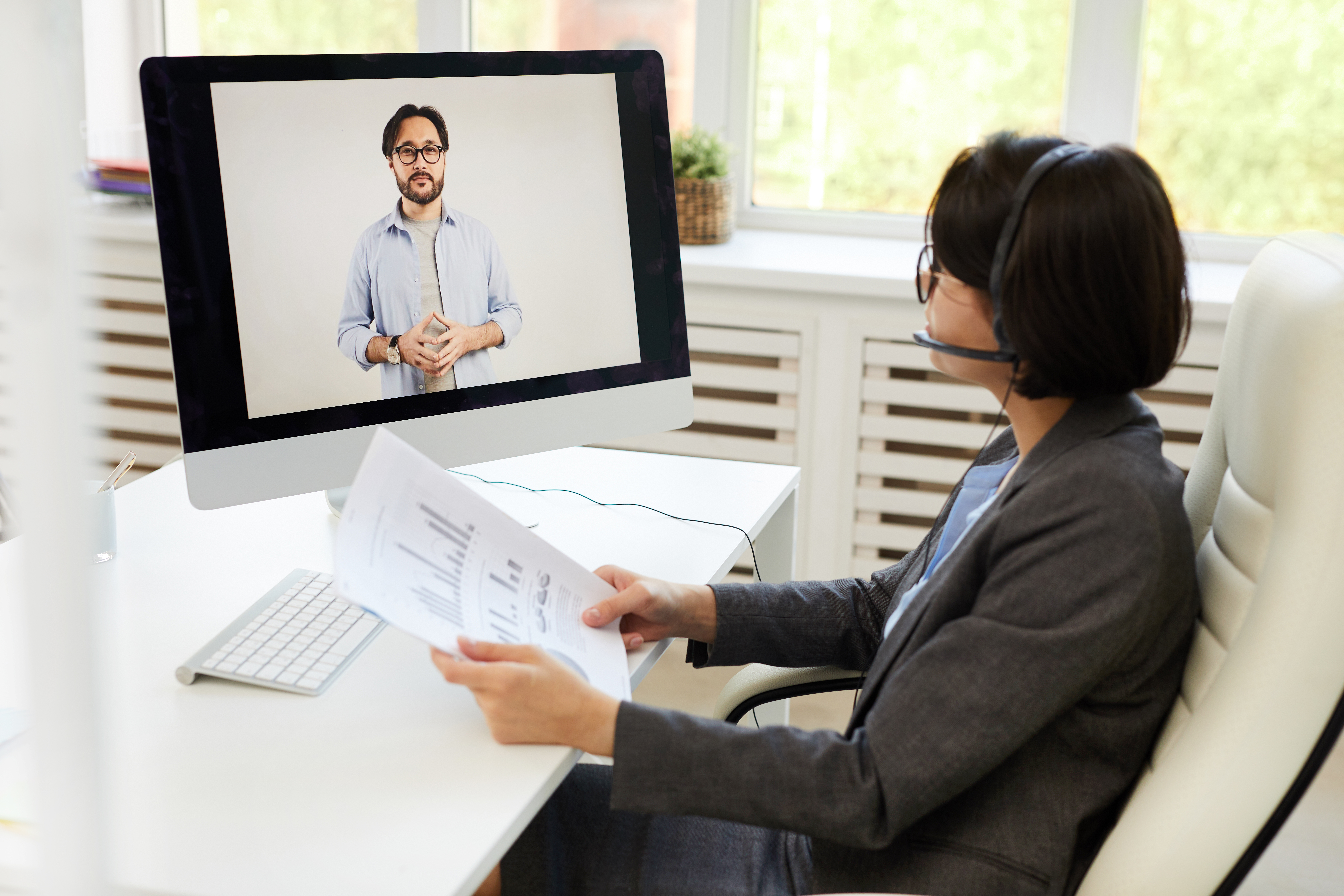 The 6 Must-Have Features of Web Conferencing Software